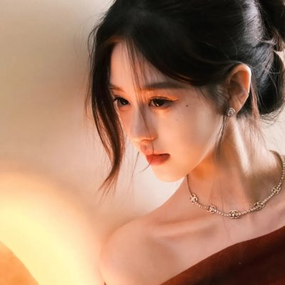 万籁俱寂 封面