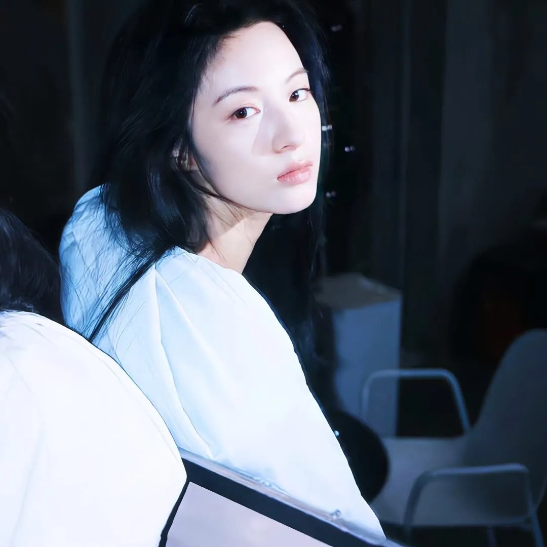 温柔的慈悲 封面